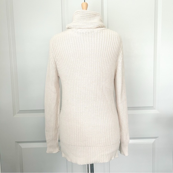 ZARA Cream Chunky Waffle Knit Turtleneck Sweater – Size Medium - Picture 5 of 11